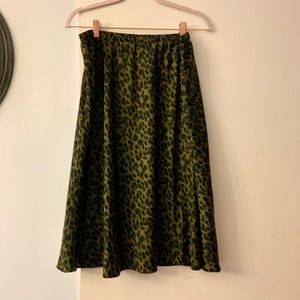 MIDI a line skirt, olive green leopard print
